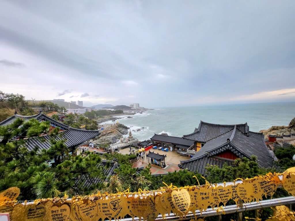 Haedong Yonggungsa Temple on the Busan coast in South Korea