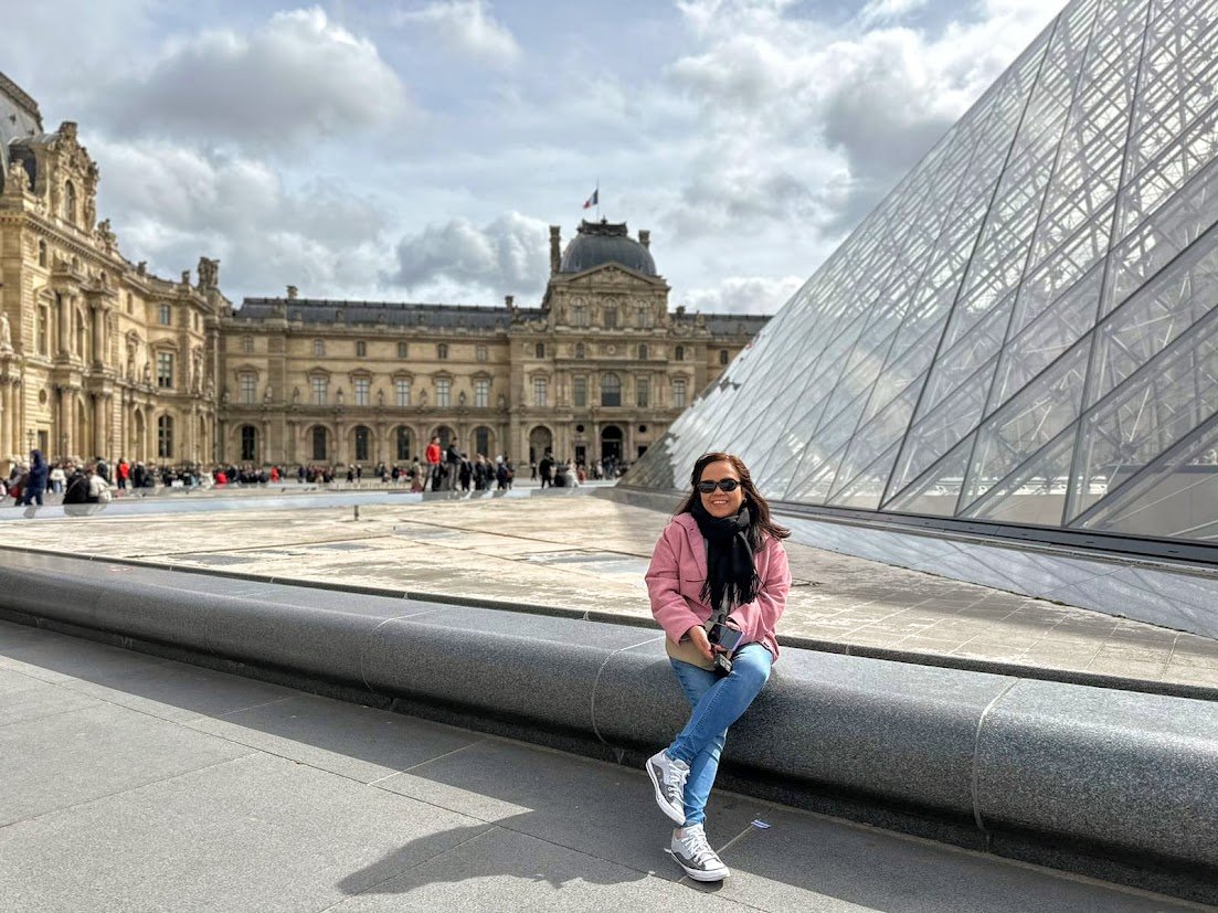Incubhabe at the Louvre Pyramid in Paris